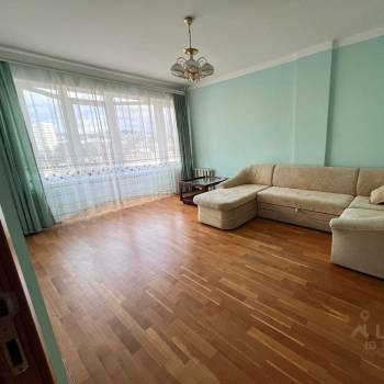 Сдается Многокомнатная квартира, 90 м²