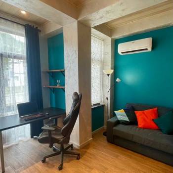 Сдается 1-комнатная квартира, 42 м²