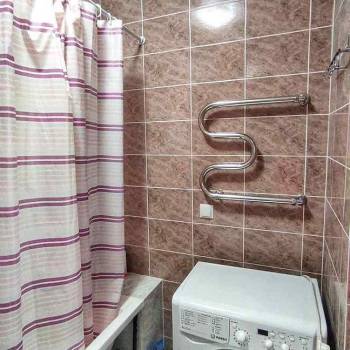 Сдается 2-х комнатная квартира, 90 м²