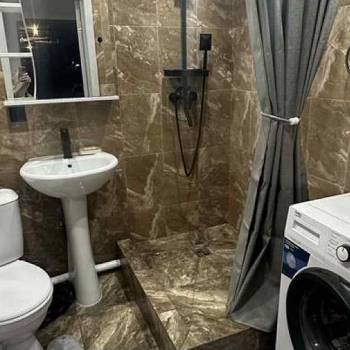 Сдается 1-комнатная квартира, 60 м²