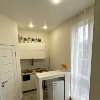 Продается 1-комнатная квартира, 17,6 м²