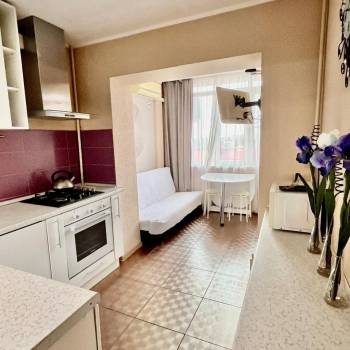 Продается 1-комнатная квартира, 44 м²