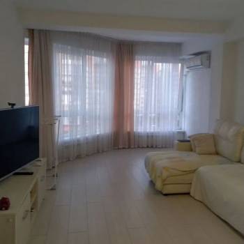Продается Многокомнатная квартира, 92,4 м²