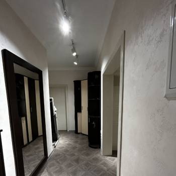 Сдается Многокомнатная квартира, 100 м²