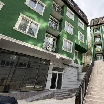 Продается 1-комнатная квартира, 32 м²