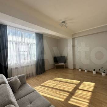 Продается Многокомнатная квартира, 90 м²