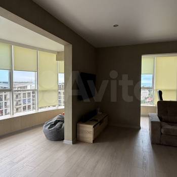 Сдается 2-х комнатная квартира, 119 м²