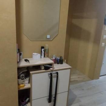 Сдается Многокомнатная квартира, 80 м²