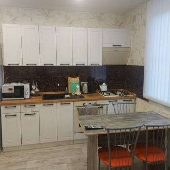 Сдается 2-х комнатная квартира, 76 м²