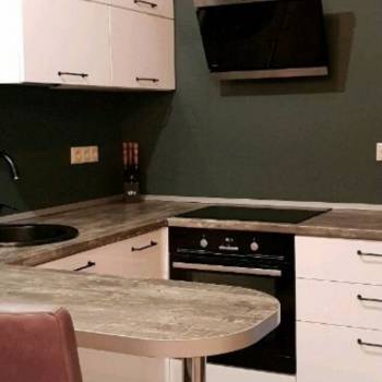 Сдается 1-комнатная квартира, 65 м²