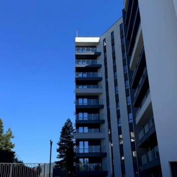Продается 1-комнатная квартира, 32,5 м²