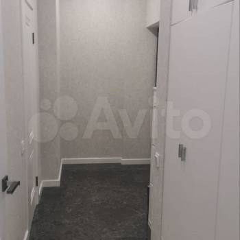 Продается 1-комнатная квартира, 43 м²
