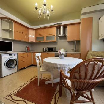 Сдается 1-комнатная квартира, 50 м²