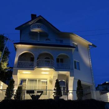 Продается Дом, 450 м²