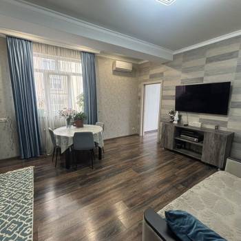 Продается 3-х комнатная квартира, 49 м²