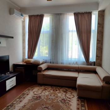 Продается 1-комнатная квартира, 24,7 м²
