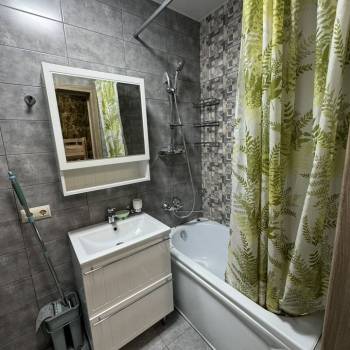 Сдается Многокомнатная квартира, 65 м²