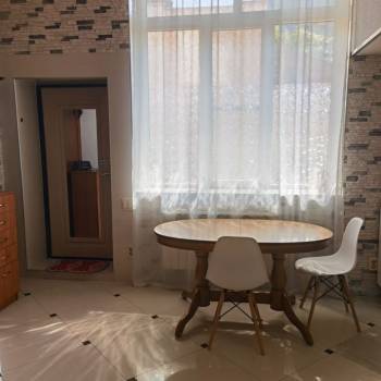 Сдается 1-комнатная квартира, 39 м²