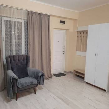 Сдается 1-комнатная квартира, 35 м²