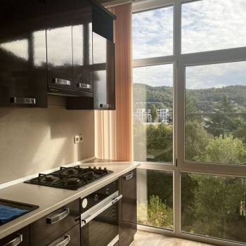 Продается 1-комнатная квартира, 37 м²