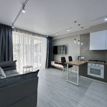 Сдается 2-х комнатная квартира, 78 м²