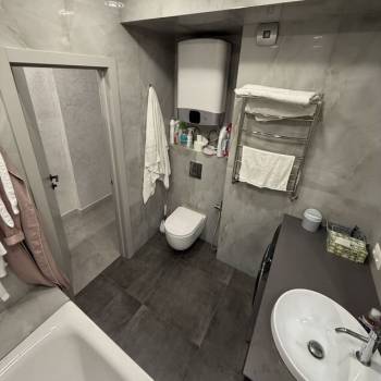 Сдается 2-х комнатная квартира, 56 м²