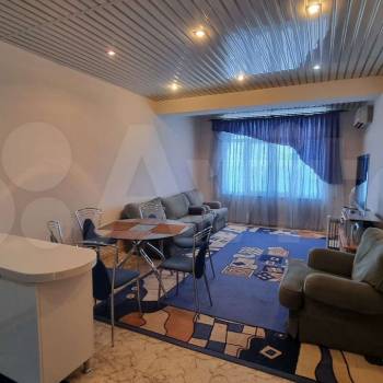Продается Многокомнатная квартира, 131 м²