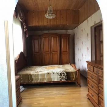 Сдается Многокомнатная квартира, 90 м²