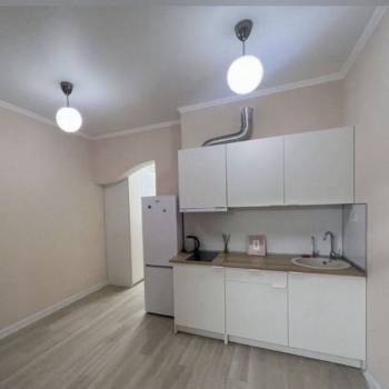 Продается 1-комнатная квартира, 34 м²