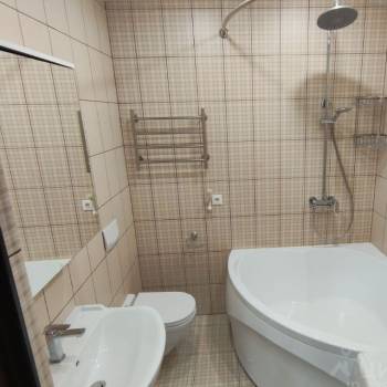 Продается 1-комнатная квартира, 32 м²