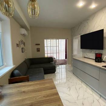 Продается 1-комнатная квартира, 43 м²