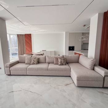 Продается 3-х комнатная квартира, 180 м²