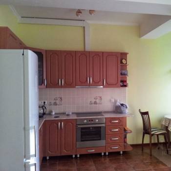 Сдается 1-комнатная квартира, 46 м²