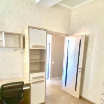 Продается 3-х комнатная квартира, 56 м²