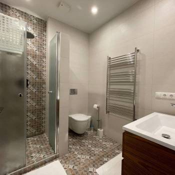 Сдается 1-комнатная квартира, 95 м²
