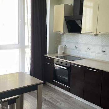 Сдается 1-комнатная квартира, 37 м²