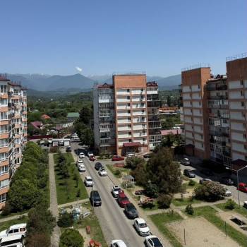 Сдается 2-х комнатная квартира, 77 м²