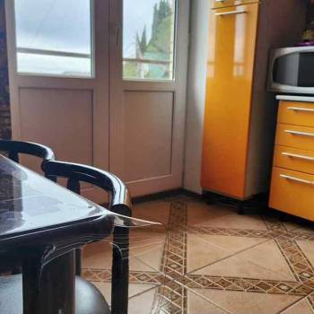 Сдается 2-х комнатная квартира, 82 м²