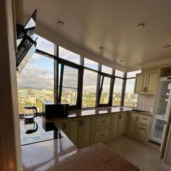 Сдается 2-х комнатная квартира, 60 м²