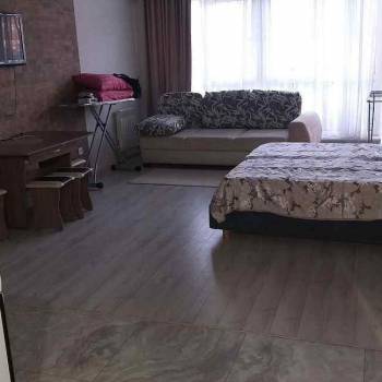 Сдается 1-комнатная квартира, 40 м²