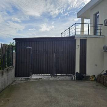 Продается Дом, 260 м²