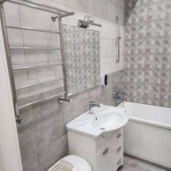 Сдается Многокомнатная квартира, 60 м²