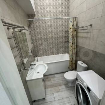 Сдается Многокомнатная квартира, 60 м²