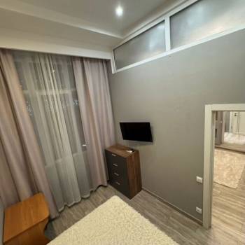 Сдается Многокомнатная квартира, 60 м²