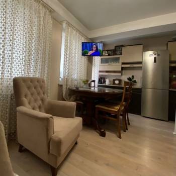 Продается Многокомнатная квартира, 108,7 м²