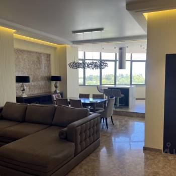 Сдается Многокомнатная квартира, 119 м²