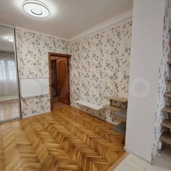 Сдается Многокомнатная квартира, 80,4 м²