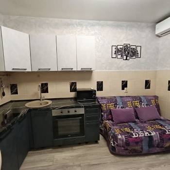 Сдается 1-комнатная квартира, 46 м²