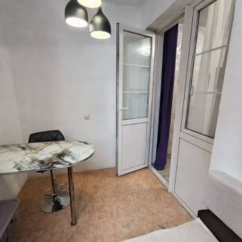 Сдается 1-комнатная квартира, 46 м²