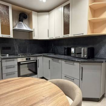 Сдается Многокомнатная квартира, 77 м²